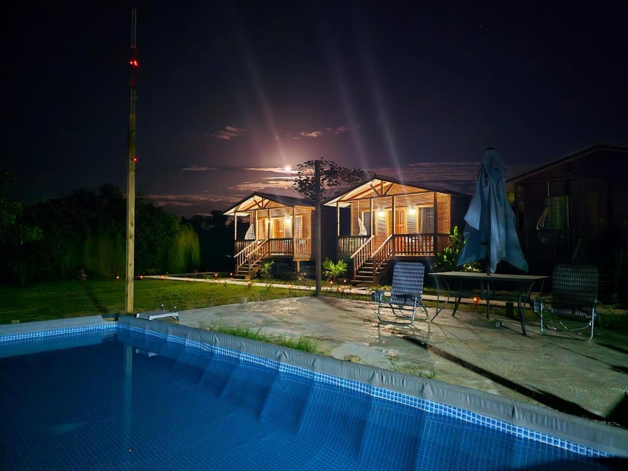 Tuquil-Ha Bed and Breakfast Ladyville Exteriör bild